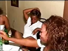 Casalinghe dai Capelli rossi prende cazzo in film porno italiani con mature cucina